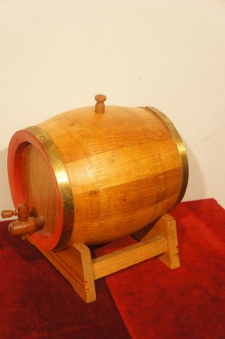 súdok na stojane