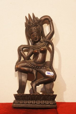 tancujúca Apsara