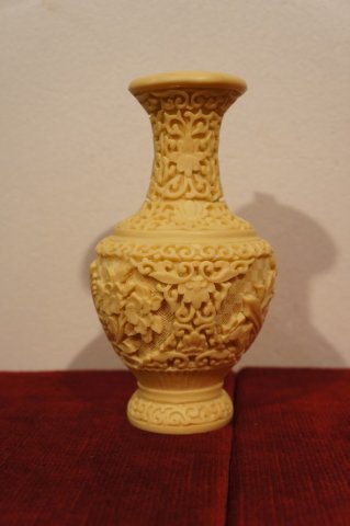 vázička alabaster