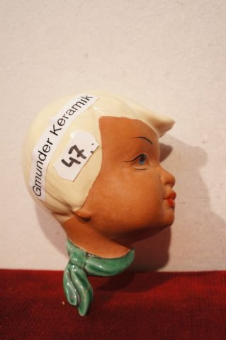 chlapec reliéf