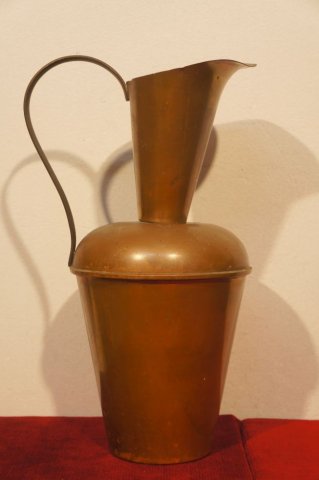 džbán