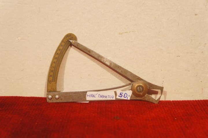 merač diamantov