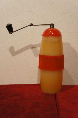 mlynček na kávu