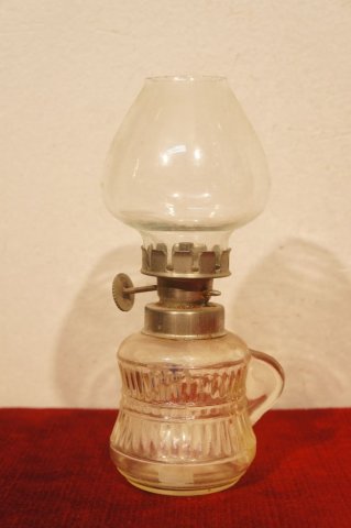petrolejová lampa
