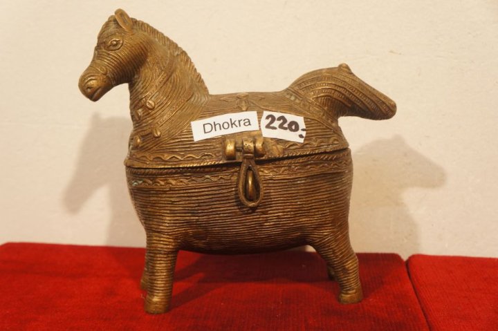 truhlička koník