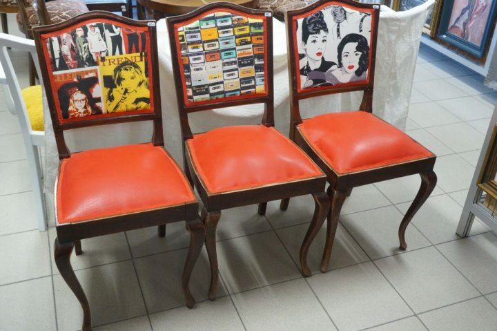 3x stolička