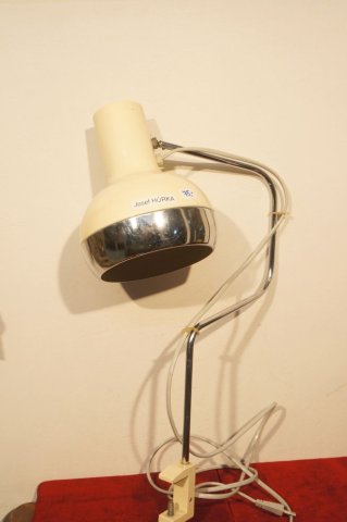 stolná lampa