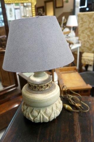 stolná lampa
