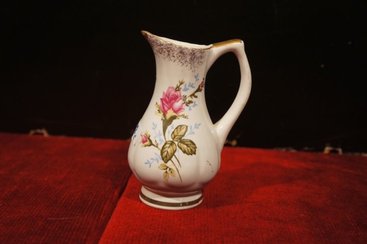 džbánik